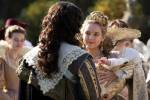 The Musketeers Anne et son fils 